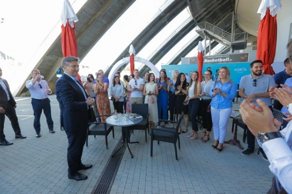 Druženje s članovima pobjedničke organizacije HDZ-a